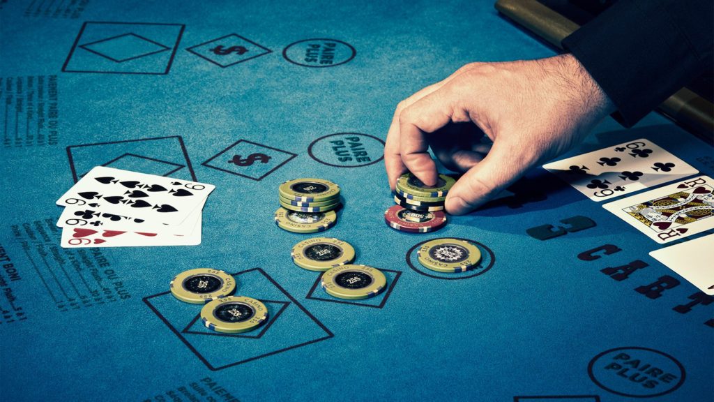 Greatest Benefits Provided By Playing Your Favorite Poker Games Online